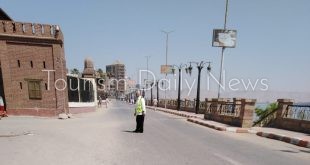 أمن قنا يحكم السيطرة علي كورنيش النيل والمزارات السياحية لمنع التجمعات