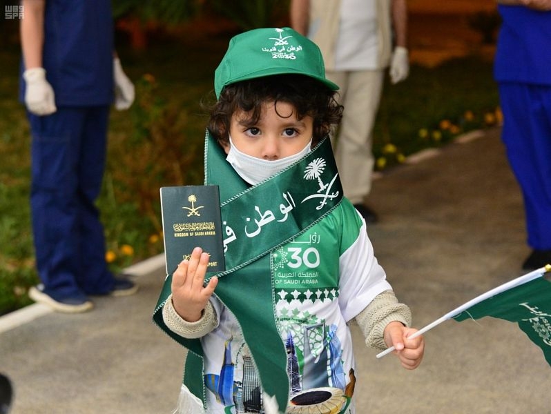 السعودية تستقبل أولى رحلات الطيران من الخارج بـ 12 إجراءً إحترازياً