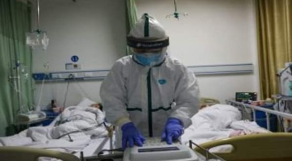 تطبيق أمريكي يكشف مصاب كورونا من صوته