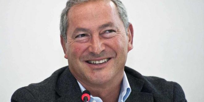 ساويرس يسعى للاستحواذ على إف تي آي الألمانية بعد امتلاكه 33 % من أسهمها