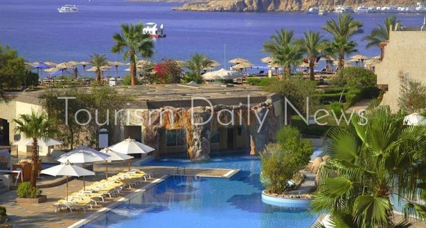 فنادق ومنتجعات توليب تطلق حملة إحنا أولى بيك لدعم وتشغيل العمالة المتضررة 