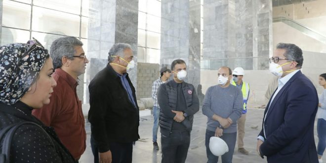 مساعد رئيس الجمهورية ووزير السياحة والآثار يتفقدان متحف العاصمة الادارية
