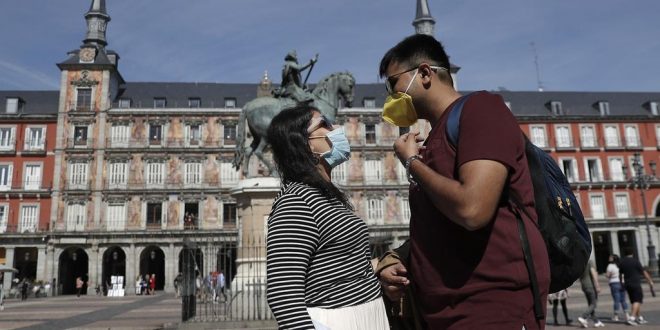 15 دولة أوربية تخفف قيود كورونا وتفتح المدارس وقواعد لتشغيل المتنزهات