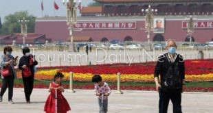  الصين تعيد فتح الحدائق والمتاحف أمام الزوار فى بكين