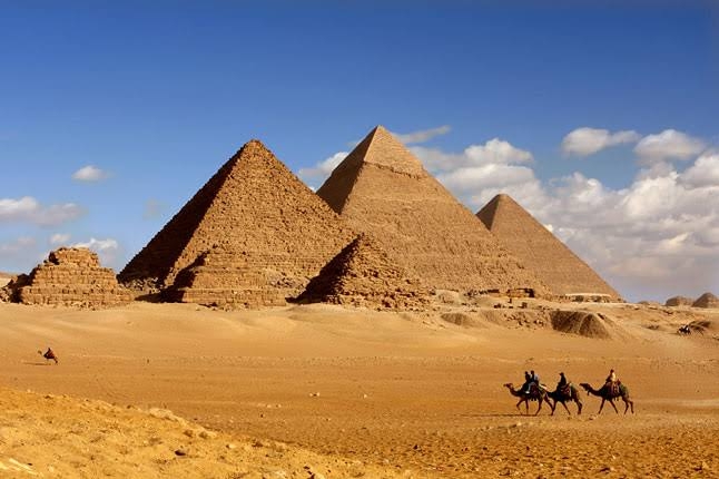 6 تدابير وقائية تخلق أنماطاً سياحية جديدة وتضغط على الإندفاع نحو السفر