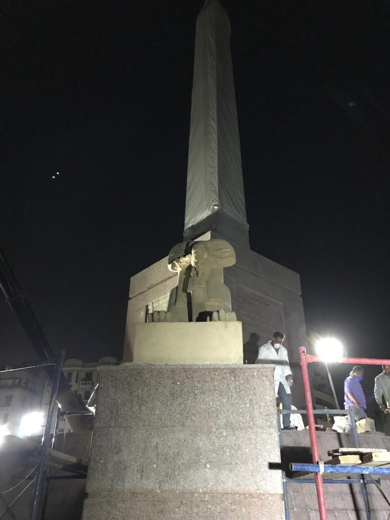 إنتهاء عملية نقل الكباش الأربعة إلى ميدان التحرير بعد ترميمها11