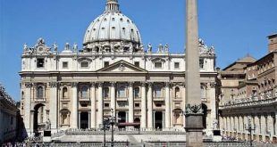 الفاتيكان يستأنف البرامج الدينية بكاتدرائية سان بطرس