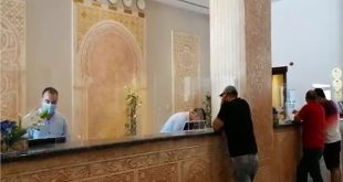 المصريون يتوافدون على فنادق ومنتجعات البحر الأحمر فى ثالث أيام العيد