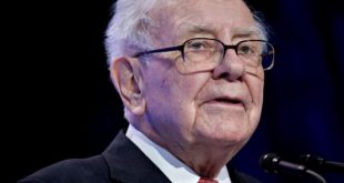 الملياردير الأمريكي وارن بافيت يبيع حصصه فى 4 شركات طيران أمريكية