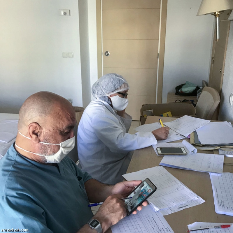 بالصور .. 3500 تونسي يقضون العيد فى الفنادق