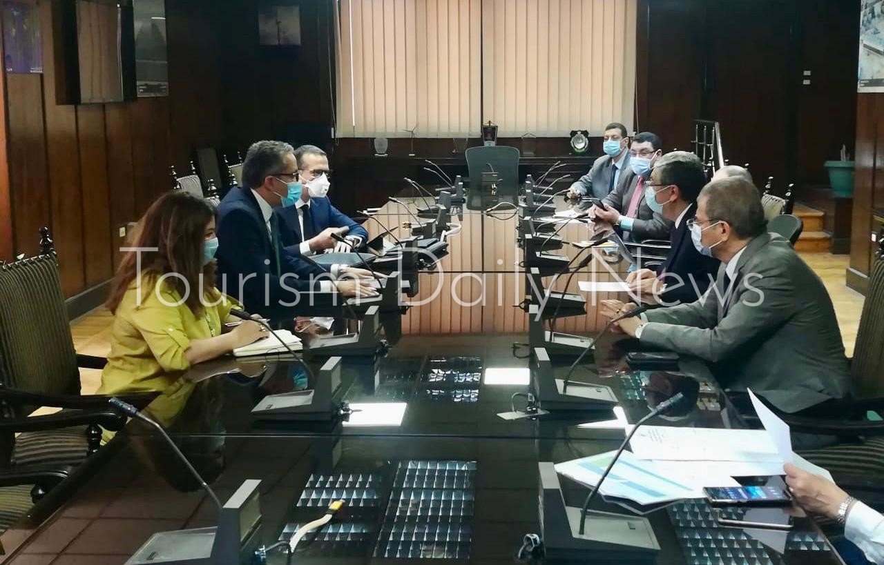 بدء تنفيذ قرارات مجلس الوزراء بتأجيل مديونيات المنشآت السياحية للكهرباء