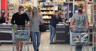 دول الخليج تستأنف النشاط الاقتصادي .. وحركة الطيران تبدأ تدريجياً