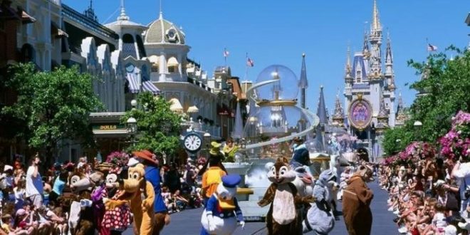 فلوريدا تعود للحياة من جديد .. وديزني لاند تستقبل الزوار