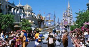مجمع ديزني لاند بأمريكا استعد لفتح أبوابه الأربعاء