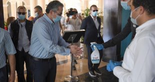 العناني يتفقد عيادات فنادق البحر الأحمر الطبية والتأكيد على ضوابط السلامة