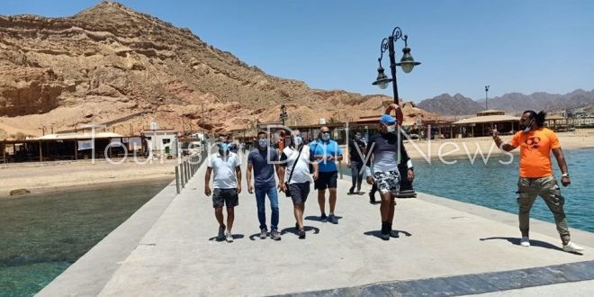 "كلين بلو".. مبادرة شبابية تعيد الحياة للسياحة البيئية بشرم الشيخ