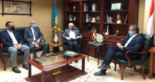 العناني يبحث زيادة الطاقة الفندقية مع رئيس جمعية مستثمري مرسي علم