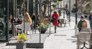 المحليات تغلق مقهى سياحي خالف إجراءات التصدى لكورونا فى سوريا