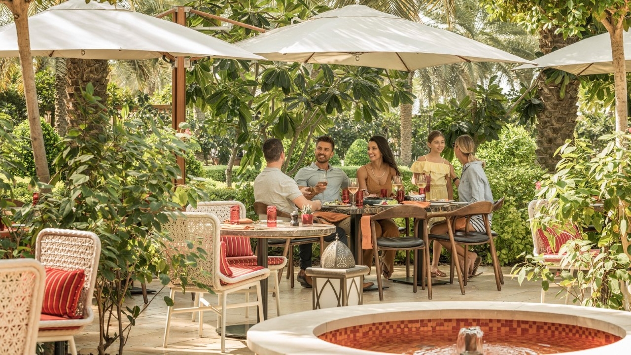 فورسيزونز دبي يطرح باقة حصرية خلال الصيف 