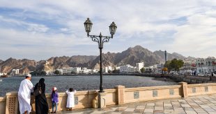 قطاع السياحة مصاب بالشلل وتأجيل رسوم فواتير فنادق عمان لنهاية أغسطس