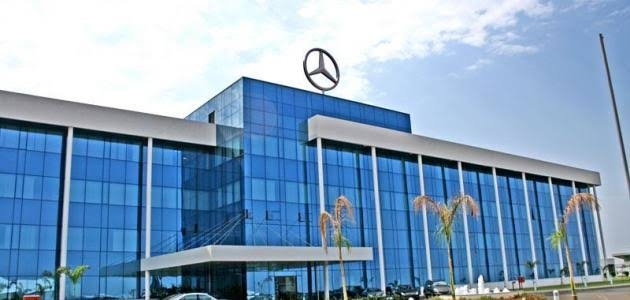 مصانع مرسيدس بنز تعود للإنتاج مرة أخري