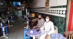 نجع حمادي تعود سيرتها الأولي والتزام تام بالكافيهات والمقاهي