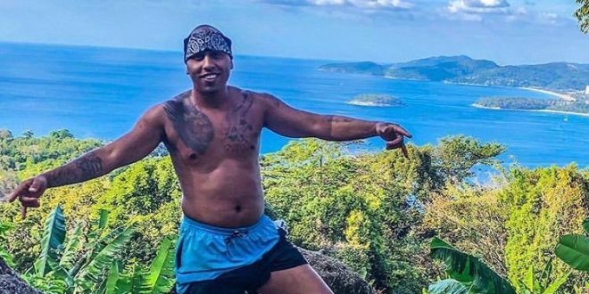 الكندي جاي بوند