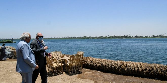 إستكمال كورنيش النيل بقرية العضاضية بمدينة أبوتشت