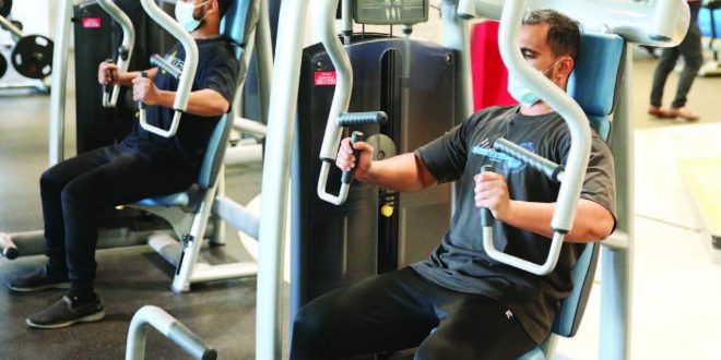 الصالات الرياضية تلتزم بالإجراءات الاحترازية للحد من انتشار فيروس كورونا
