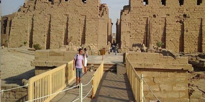 اللجنة الثقافية بنقابة المرشدين في الأقصر تستأنف جولاتها في المناطق الأثرية