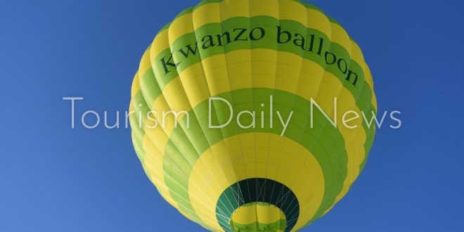 انطلاق أول رحلة تجريبية للبالون الطائر فى سماء الأقصر بعد توقف 4 أشهر