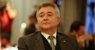 سياحة النواب تطالب مدبولى بإقامة متاحف للآثار في جميع المطارات السياحية