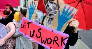 عاملات السياحة السوداء يشكين توقف كورونا .. سنعود للعمل بإجراءات وقائية