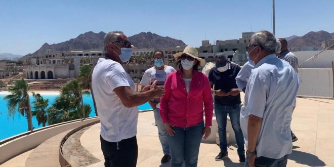 غادة شلبي تتفقد مشروعات هيئة التنمية السياحية فى شرم الشيخ