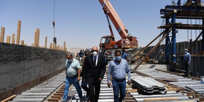 قنا تربط محور الشهيد باسم فكرى لزيادة التدفقات السياحية