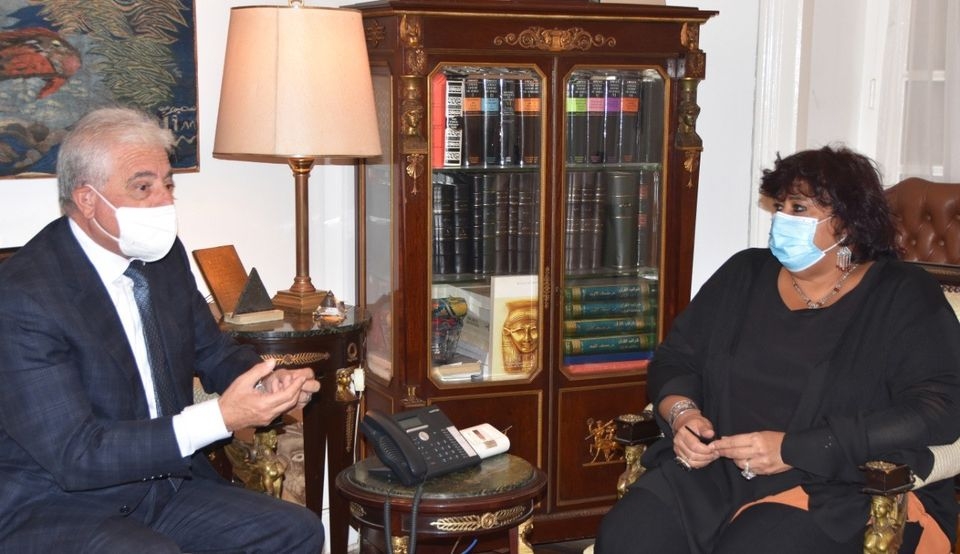 عبدالدايم تبحث مع محافظ جنوب سيناء خطة تطوير قصر الثقافة في الطور