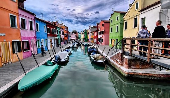 حكومة النمسا تجرى المزيد من اختبارات كورونا على العاملين بالقطاع السياحي