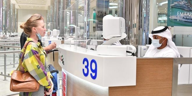 السياحة الروسية تعود للإمارات.. وصول أول فوج إلى مطار دبى