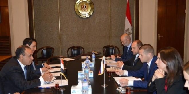 الهجرة والبحر المتوسط والاستثمار أهم قضايا مباحثات عبد العاطى فى بولندا