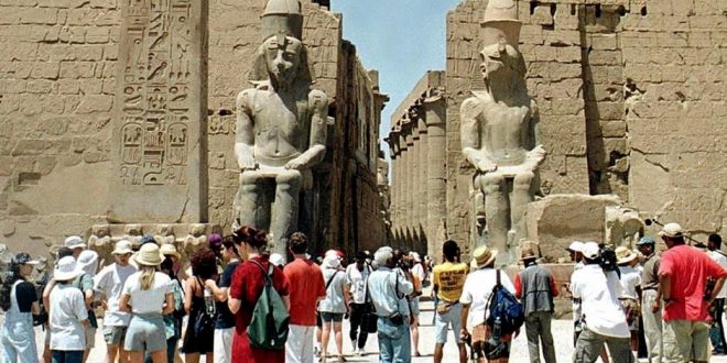 بحث المصريين عن السياحة المحلية