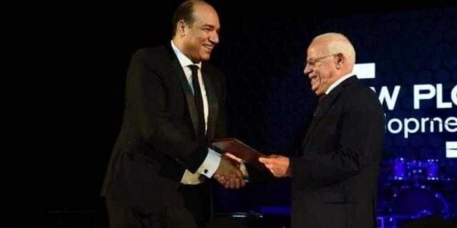 بروتوكول بين محافظة بورسعيد وشركة نيو بلان لتطوير ساحة مصر