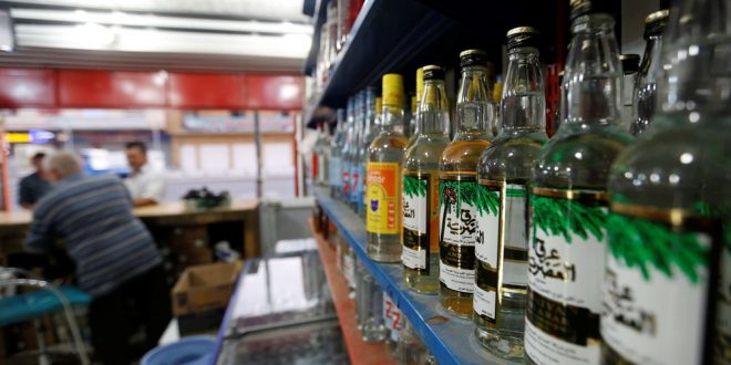 ديلي تلغراف تبرز سماح أبو ظبي تداول الخمور وتوزعيها منشوراً على المحلات