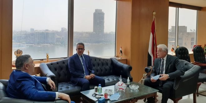 ماذا دار فى لقاء العناني وفودة وحنفي عن عودة السياحة وملف التنشيط ؟