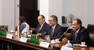 مباحثات لدفع الحركة السياحية من بولندا لمصر والعناني يتحدث عن تسهيلات1