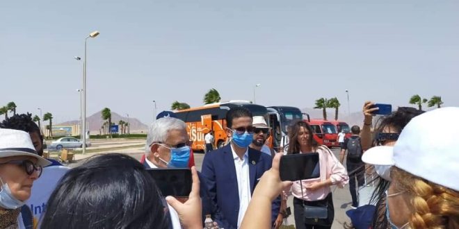 السياحة المصرية تخسر 921 مليون دولار شهرياً