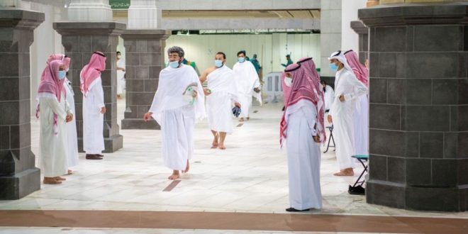 السعودية تكشف موعد وصول أولى رحلات المعتمرين بالطيران من خارج المملكة