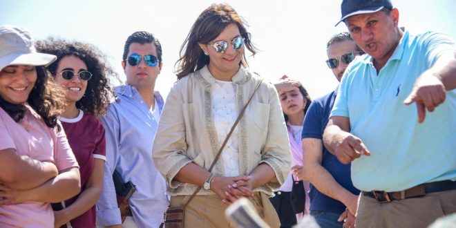 الهجرة تنظم زيارة إلى منطقة سقارة الأثرية لوفد شباب الدارسين بالخارج4