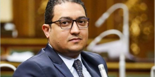 نائب بالبرلمان يطالب بتأجيل سداد الإيجارات للكافتريات والبازارات السياحية