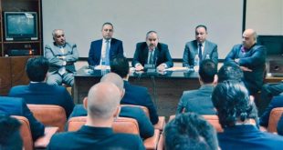 "منار" يتفقد قطاع العمليات الجوية ويلتقي بطياري مصر للطيران الجدد