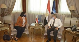 قناة السويس تخفض رسوم عبور السفن السياحية 50% بشرط